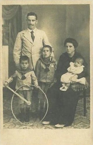Don Salvador Galindo, fundador de Barquillos Galindo